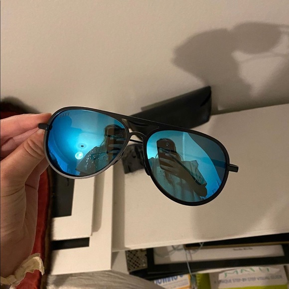 Diff sunglasses - Picture 2 of 2